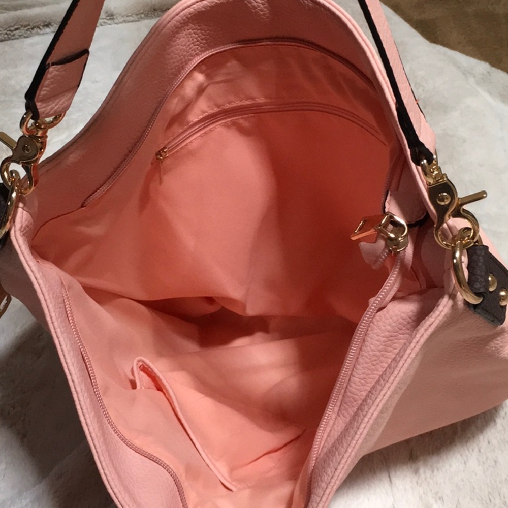 Purse - Picture 2 of 4